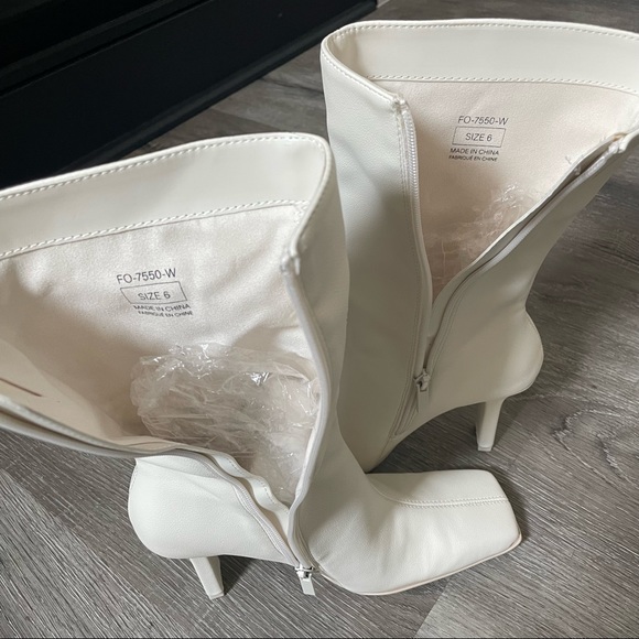 Oak and fort white boots ( brand new) - Picture 4 of 4